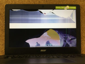 液晶割れ Acer Cloudbook AO1-131-F12N/Kの液晶修理