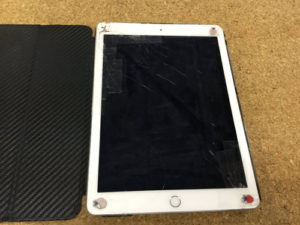 iPadAir2のガラス割れ持ち込み修理 千葉県成田市より