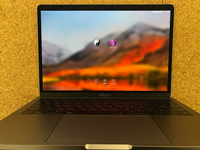 MacBook Pro A1708、A1706(2016年)の液晶割れ 修理 | 液晶修理.Net